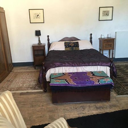 Civray  Chambre Sdb Privee Townhouse 26 Chambres D'Hotes Civray المظهر الخارجي الصورة