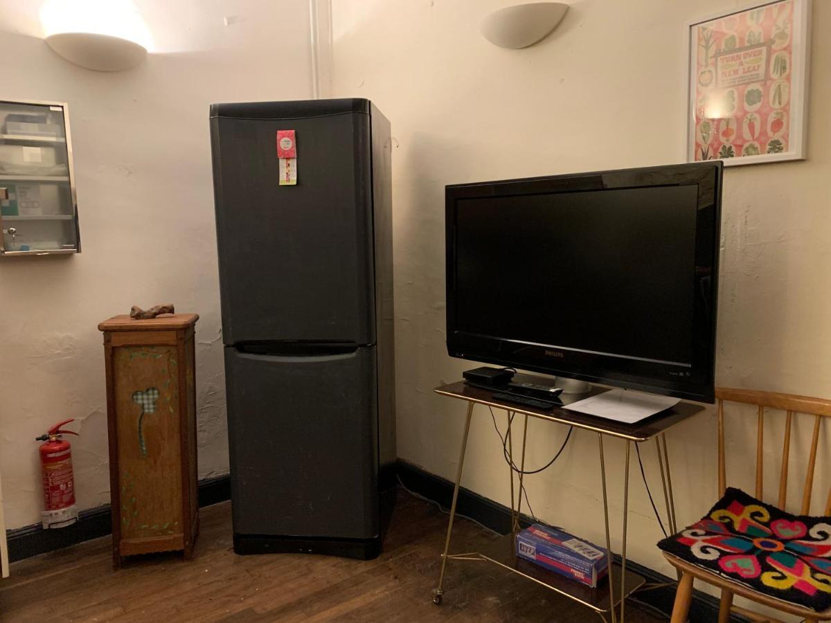 Civray  Chambre Sdb Privee Townhouse 26 Chambres D'Hotes Civray المظهر الخارجي الصورة
